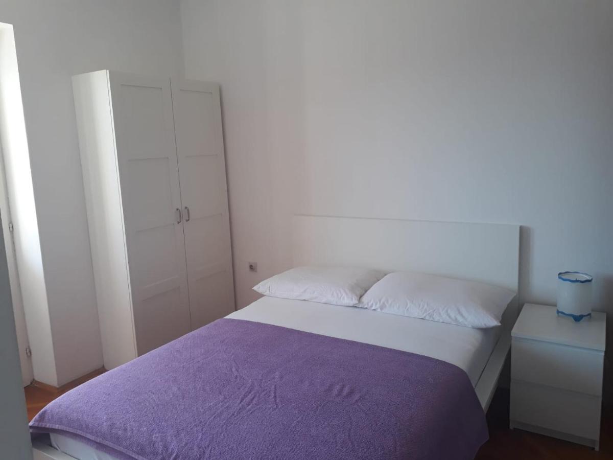 Apartmani Vilma Pakoštane Buitenkant foto