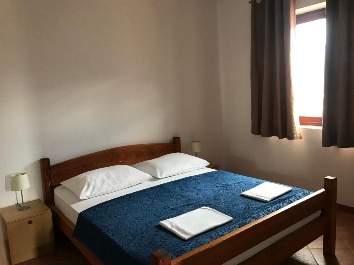 Apartmani Vilma Pakoštane Buitenkant foto