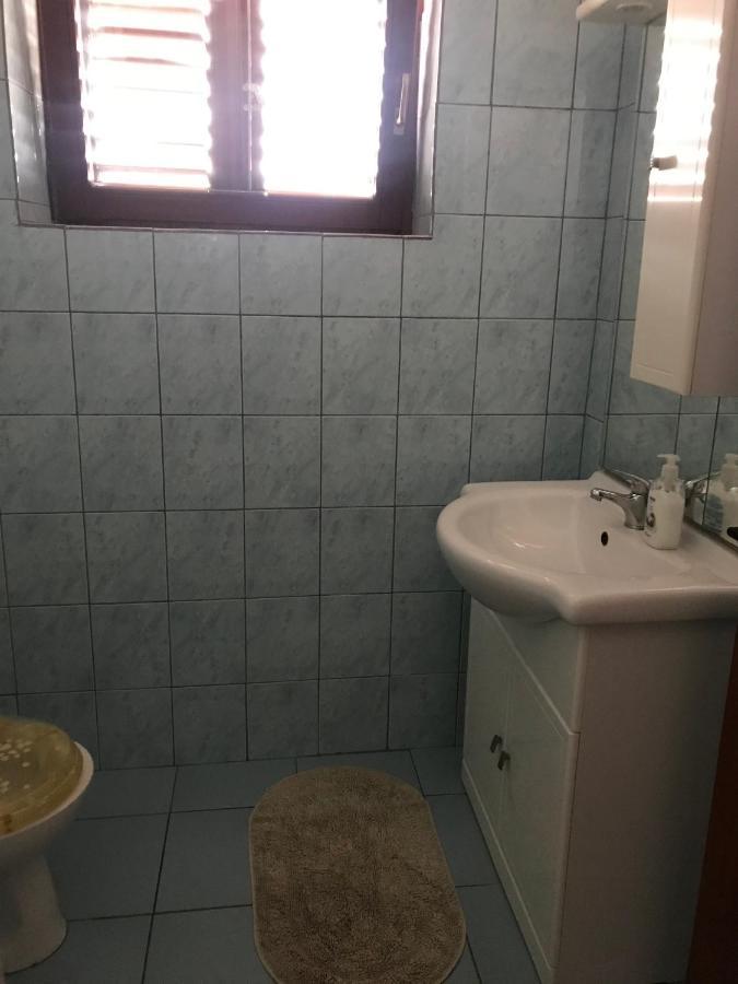 Apartmani Vilma Pakoštane Buitenkant foto